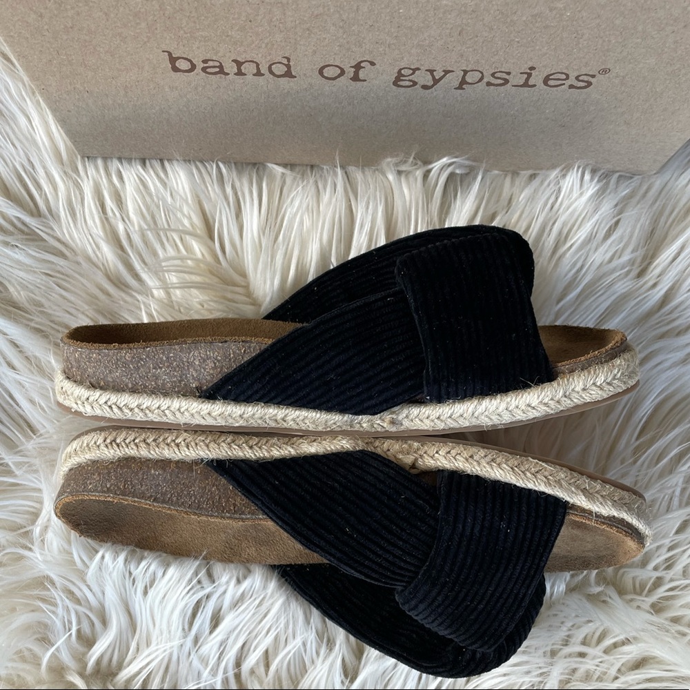 New BAND OF GYPSIES Move Over Slide Sandal - Picture 6 of 6